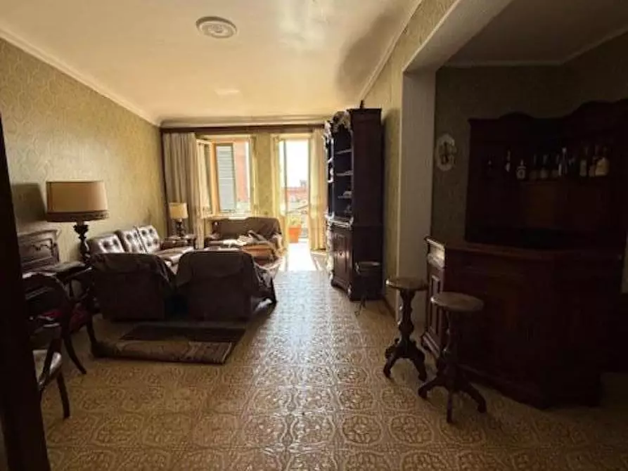 Immagine 13 di Appartamento in vendita  a Siena