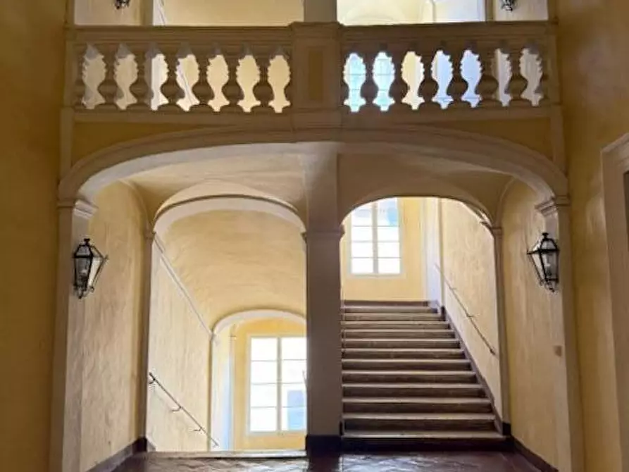 Immagine 63 di Appartamento in vendita  a Siena