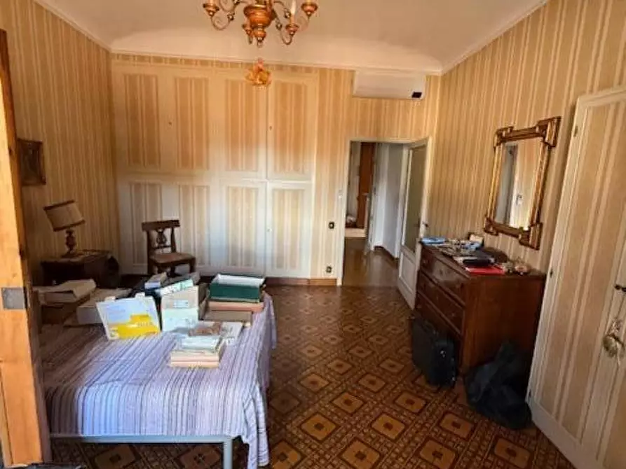 Immagine 29 di Appartamento in vendita  a Siena