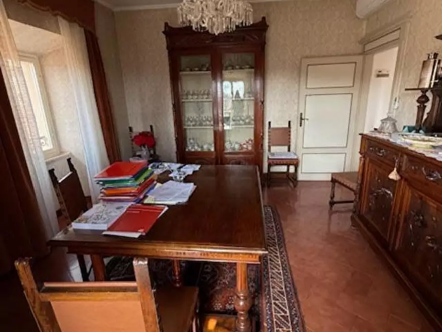 Immagine 51 di Appartamento in vendita  a Siena