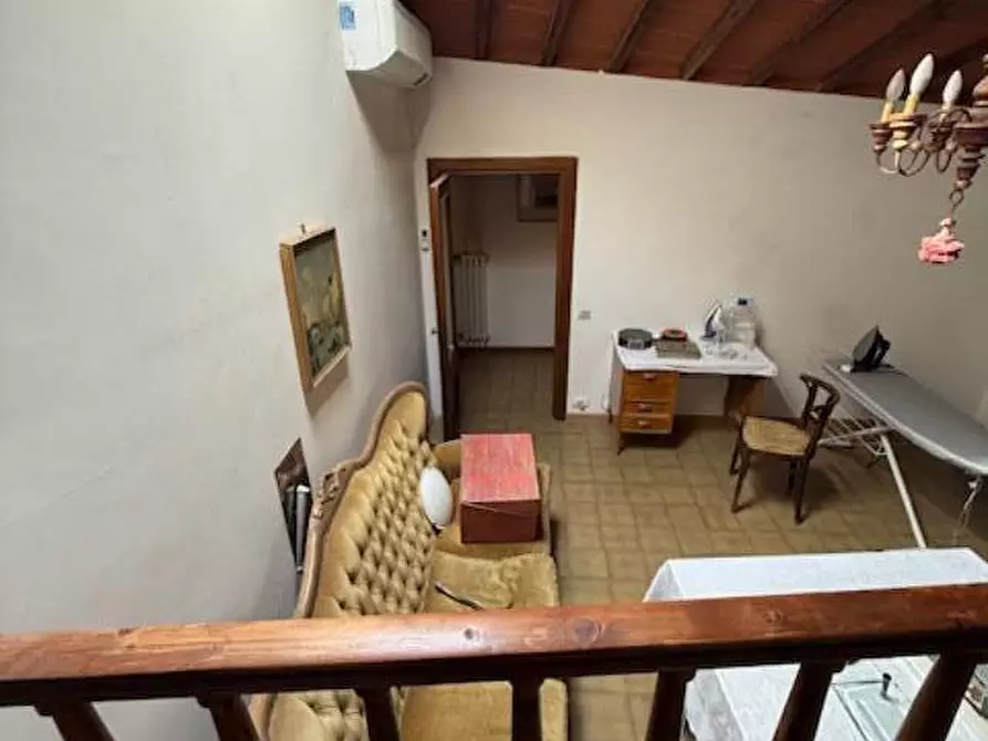 Immagine 6 di Appartamento in vendita  a Siena