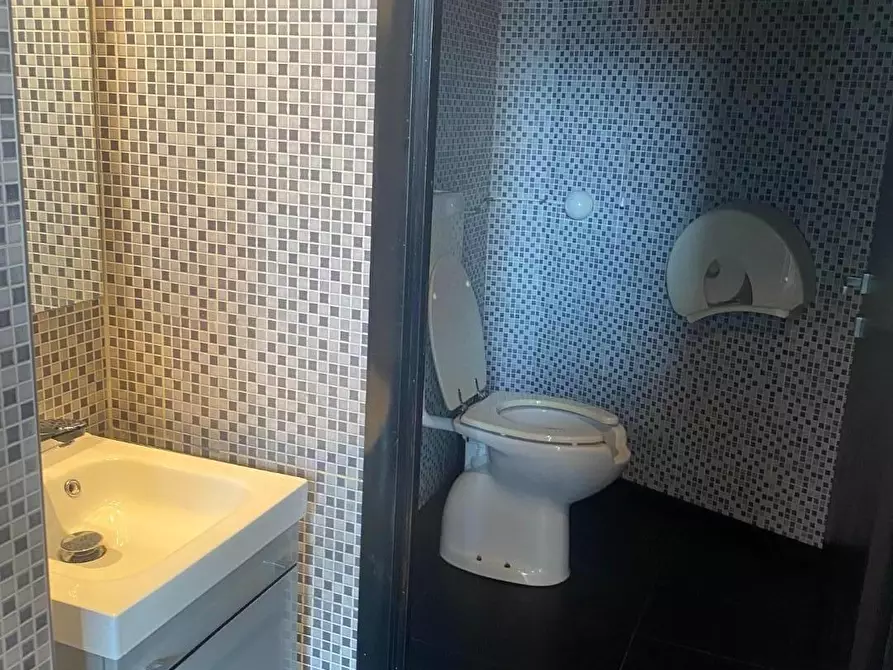 Immagine 12 di Bar / Ristorante in vendita  a Torino