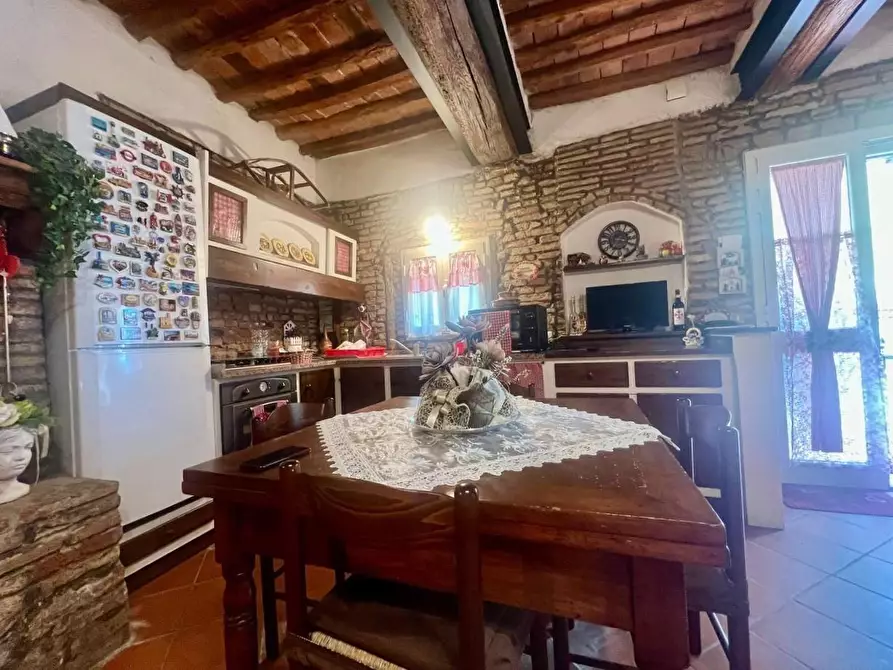 Immagine 5 di Terratetto in vendita  a Crespina Lorenzana