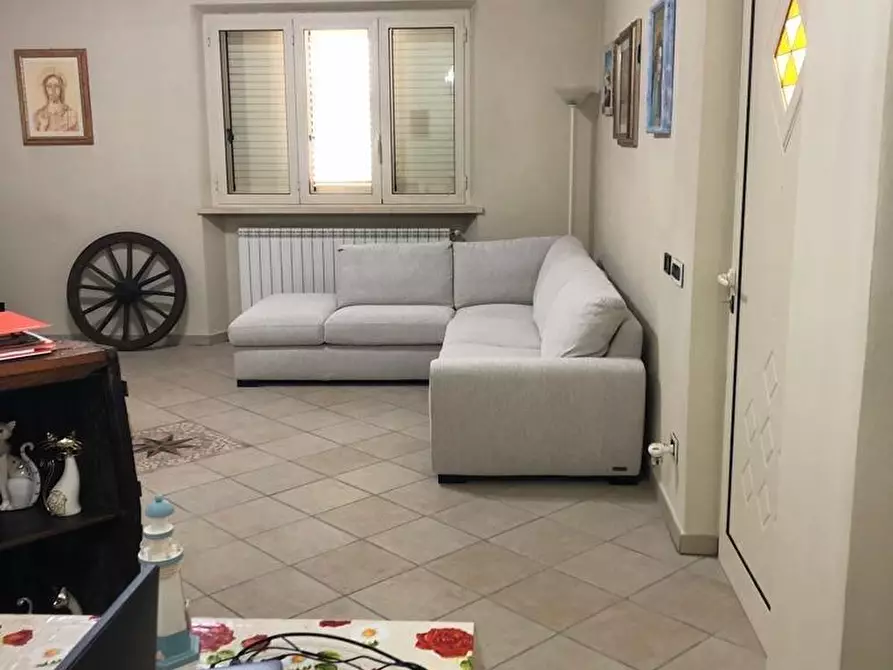 Immagine 43 di Villetta a schiera in vendita  a Camaiore