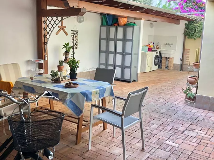 Immagine 33 di Villetta a schiera in vendita  a Camaiore