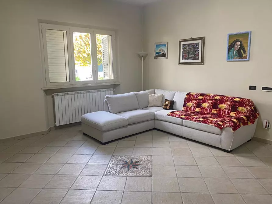 Immagine 8 di Villetta a schiera in vendita  a Camaiore