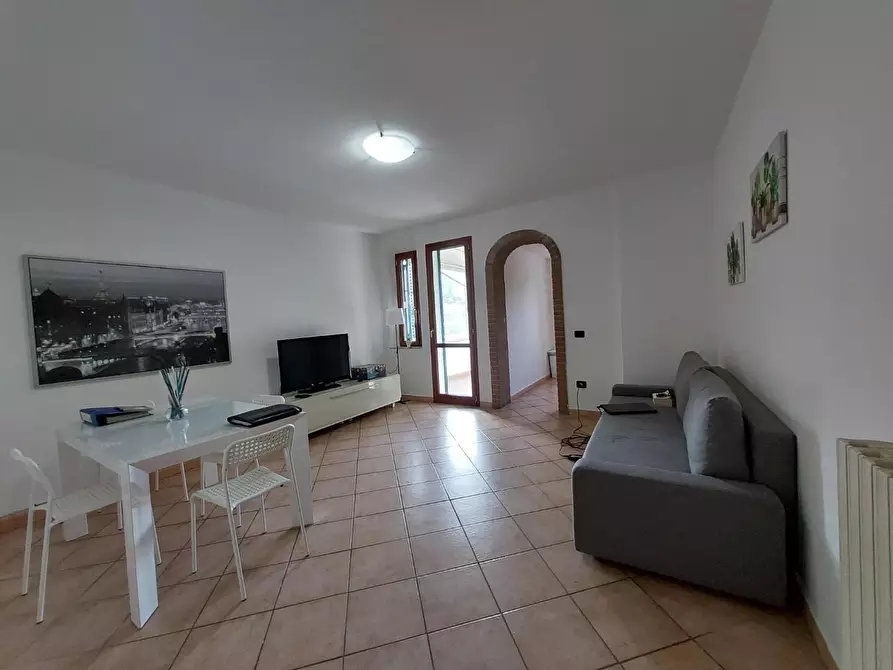 Immagine 1 di Appartamento in vendita  a Pontedera