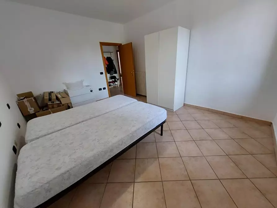 Immagine 17 di Appartamento in vendita  a Pontedera