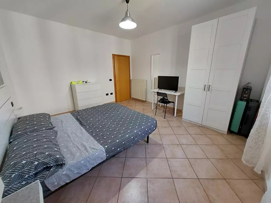 Immagine 20 di Appartamento in vendita  a Pontedera