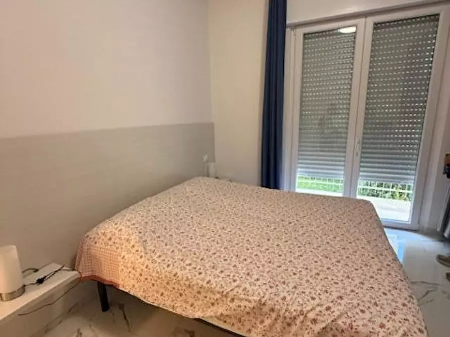 Immagine 10 di Appartamento in affitto  a Carrara