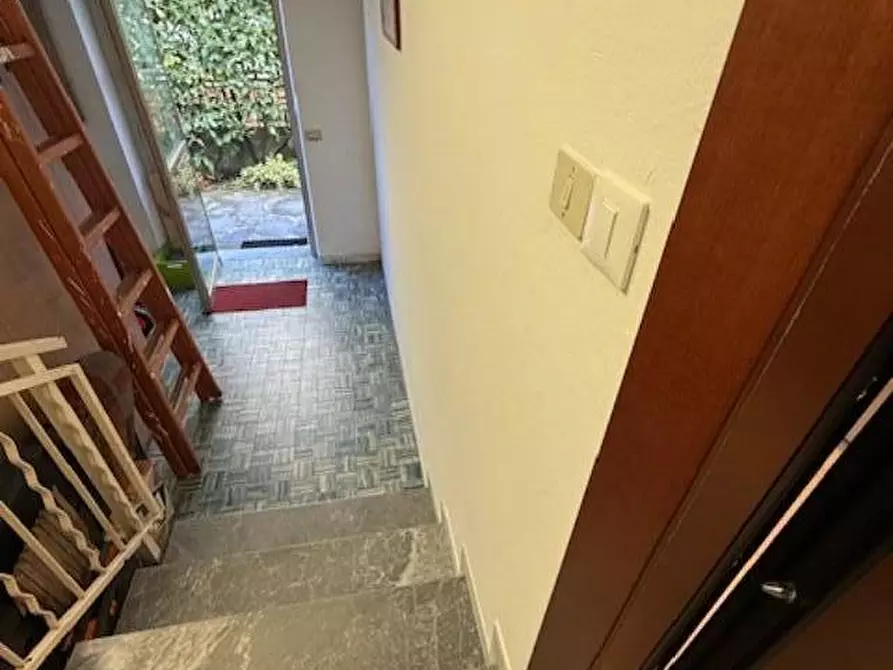 Immagine 16 di Appartamento in affitto  a Carrara