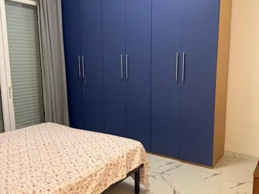 Immagine 14 di Appartamento in affitto  a Carrara