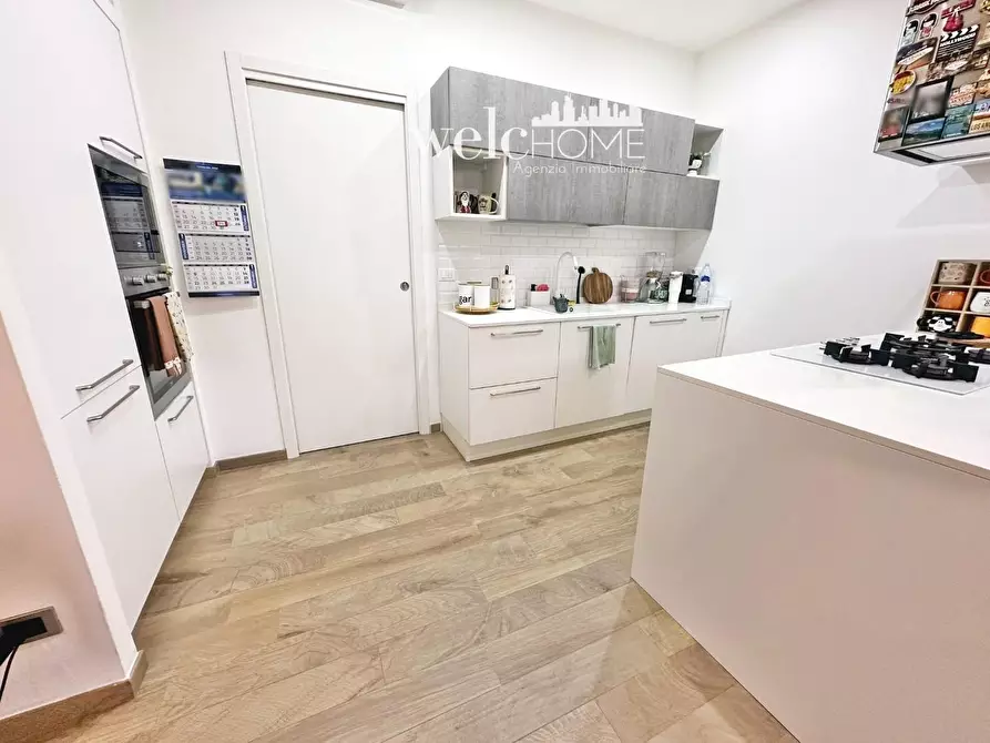 Immagine 23 di Appartamento in vendita  a Campi Bisenzio