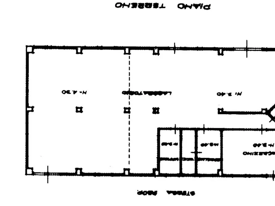 Immagine 3 di Attività artigianale in affitto  a Colle Di Val D'elsa