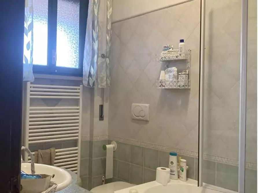 Immagine 9 di Appartamento in vendita  a Viareggio