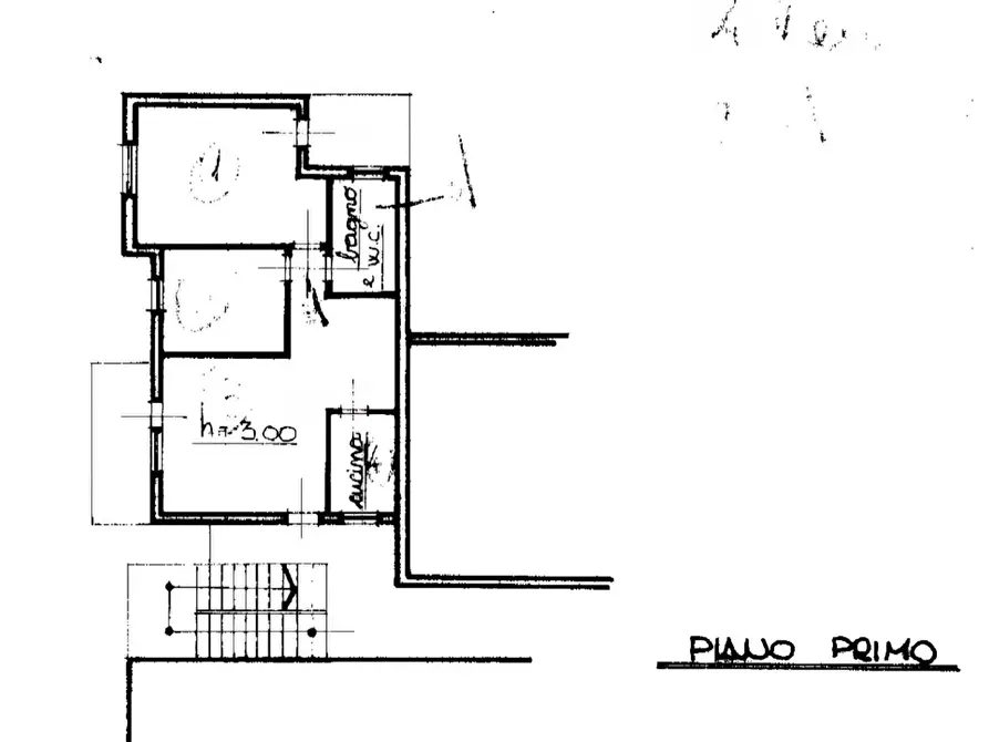 Immagine 11 di Appartamento in vendita  a Viareggio