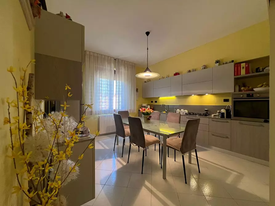 Immagine 14 di Appartamento in vendita  a Empoli