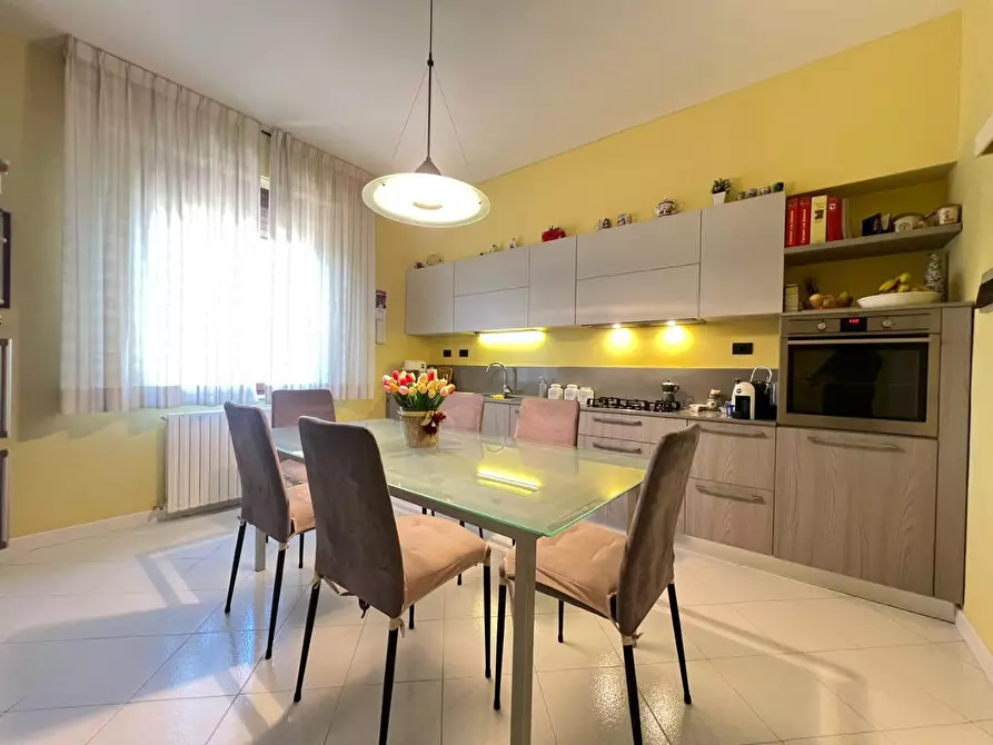 Immagine 30 di Appartamento in vendita  a Empoli