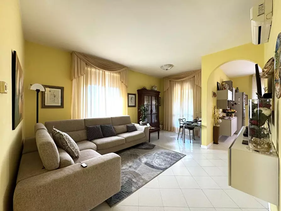 Immagine 10 di Appartamento in vendita  a Empoli