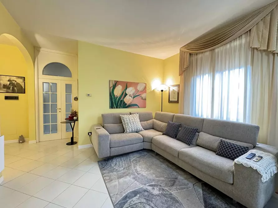 Immagine 9 di Appartamento in vendita  a Empoli