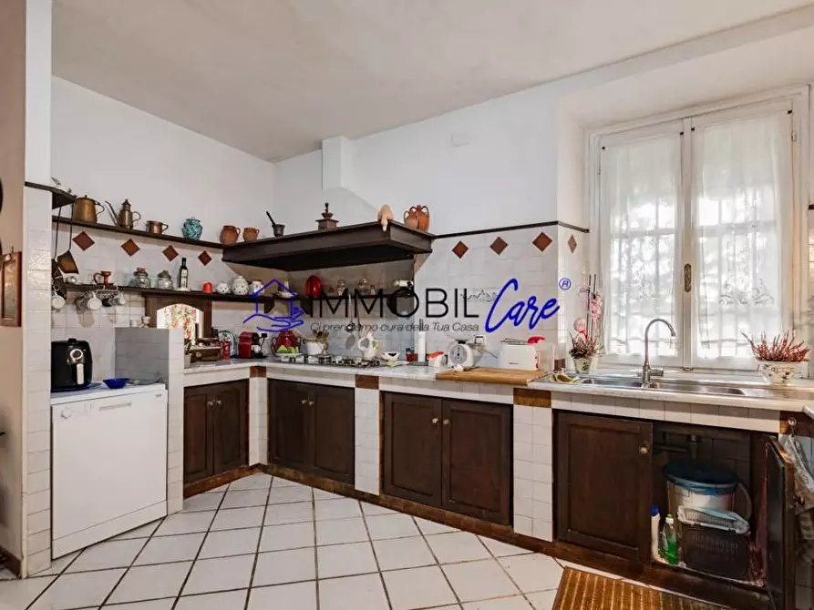 Immagine 13 di Porzione di casa in vendita  a Livorno