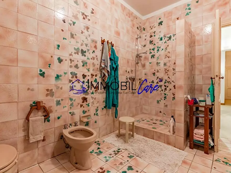 Immagine 29 di Porzione di casa in vendita  a Livorno