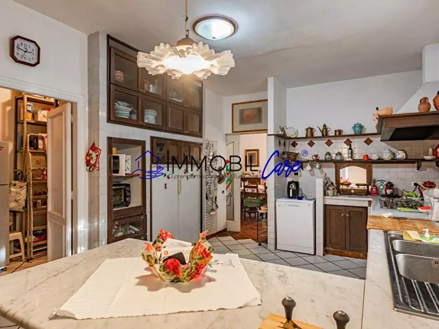 Immagine 8 di Porzione di casa in vendita  a Livorno