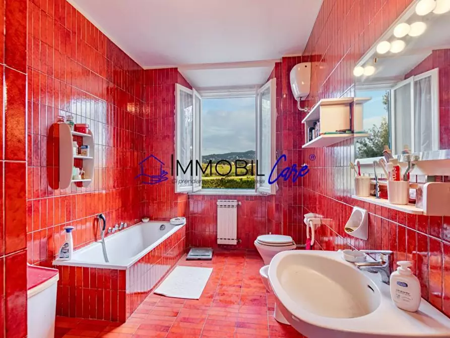 Immagine 32 di Porzione di casa in vendita  a Livorno