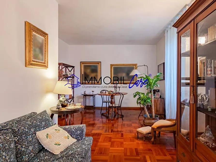 Immagine 30 di Porzione di casa in vendita  a Livorno