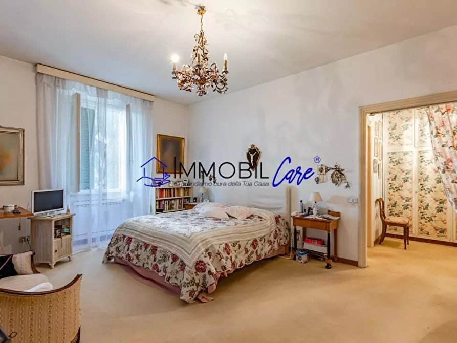 Immagine 23 di Porzione di casa in vendita  a Livorno