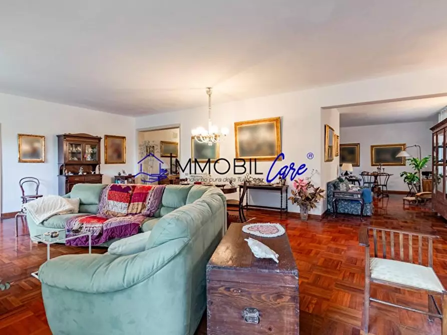 Immagine 5 di Porzione di casa in vendita  a Livorno