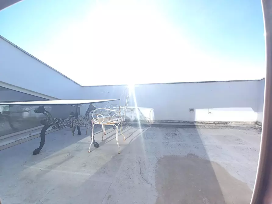 Immagine 22 di Appartamento in vendita  a Camaiore