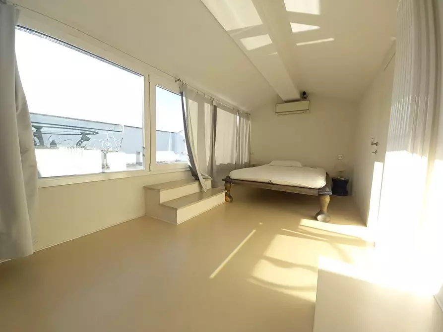 Immagine 25 di Appartamento in vendita  a Camaiore