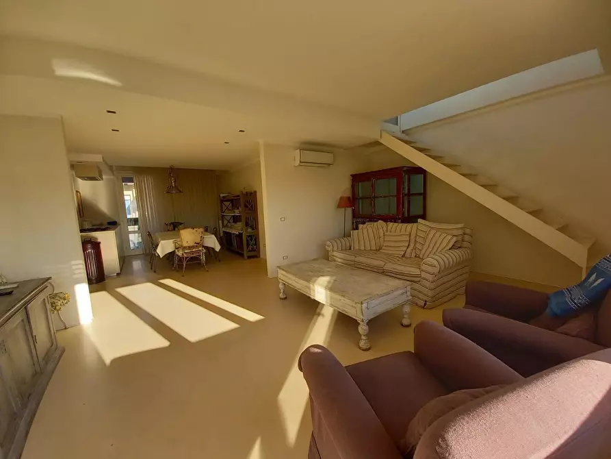 Immagine 5 di Appartamento in vendita  a Camaiore