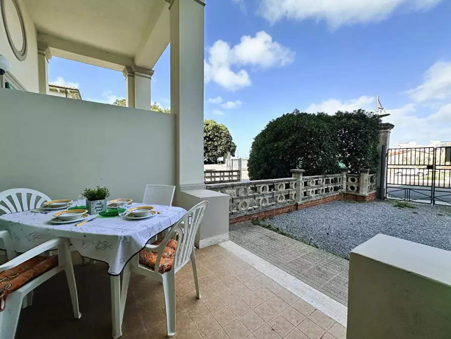 Immagine 5 di Appartamento in vendita  a Rosignano Marittimo