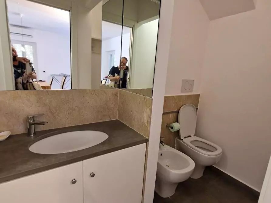 Immagine 19 di Villa in vendita  a Castelnuovo Magra