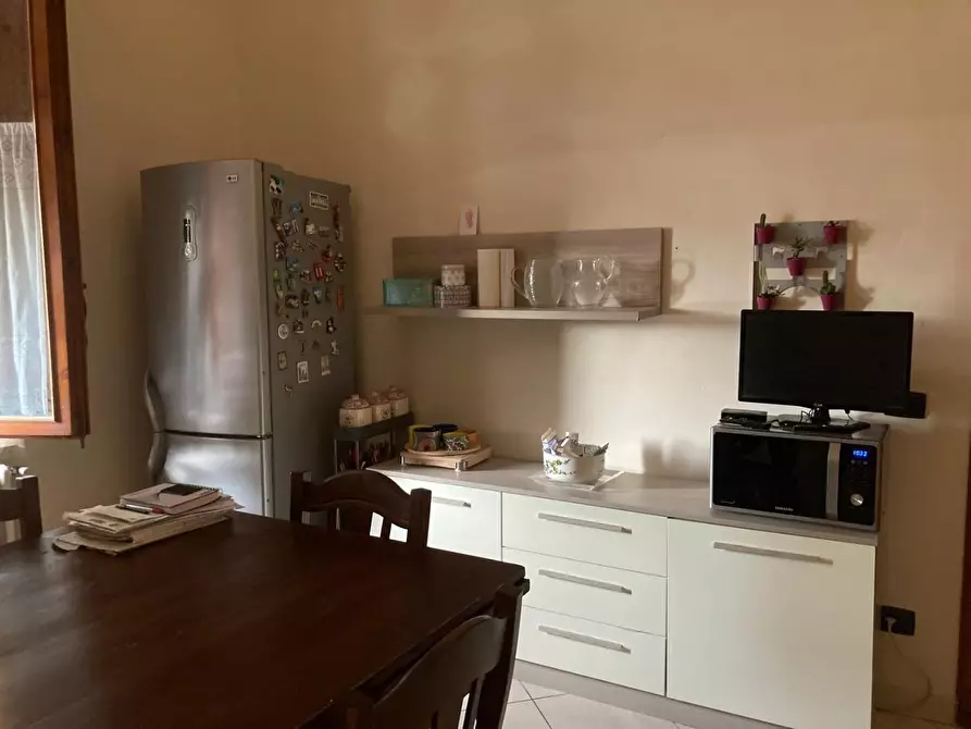 Immagine 6 di Appartamento in vendita  a Pisa