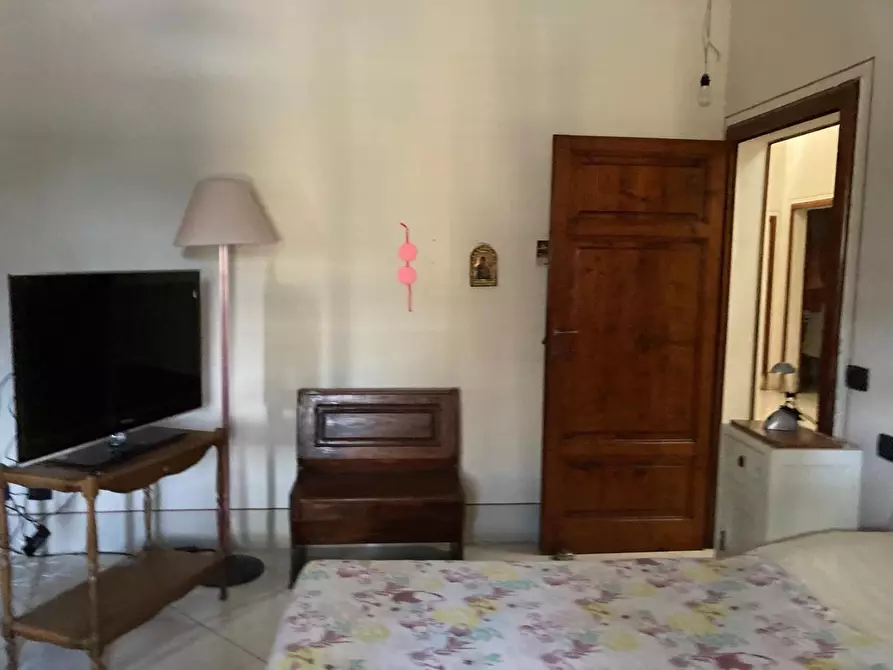 Immagine 11 di Appartamento in vendita  a Pisa