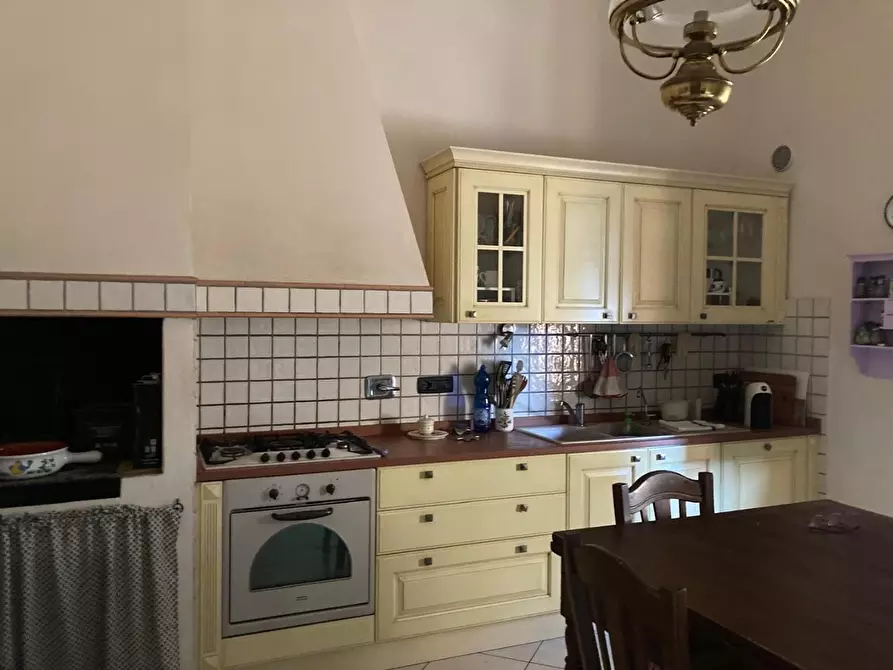 Immagine 5 di Appartamento in vendita  a Pisa