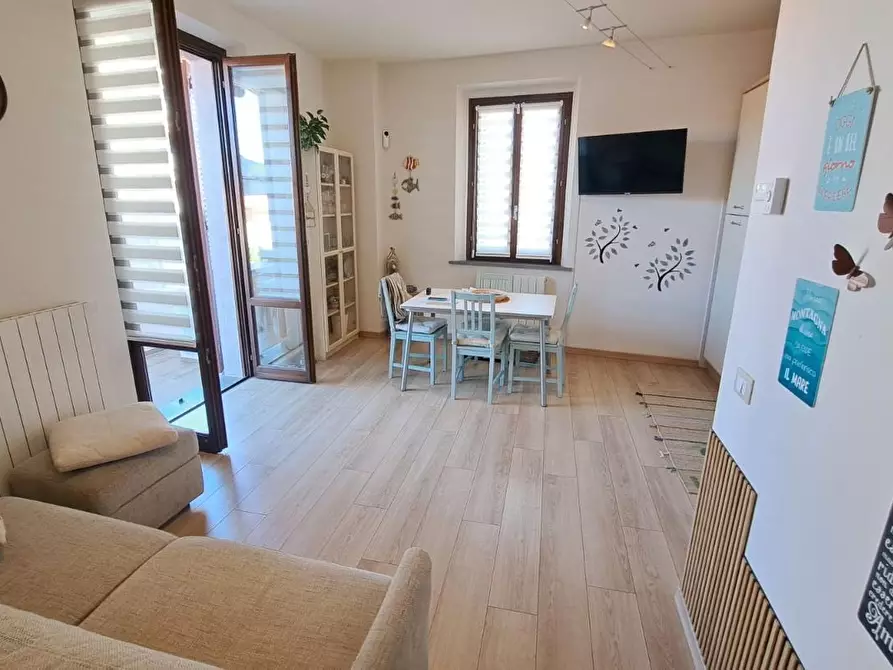 Immagine 6 di Appartamento in vendita  a Rosignano Marittimo