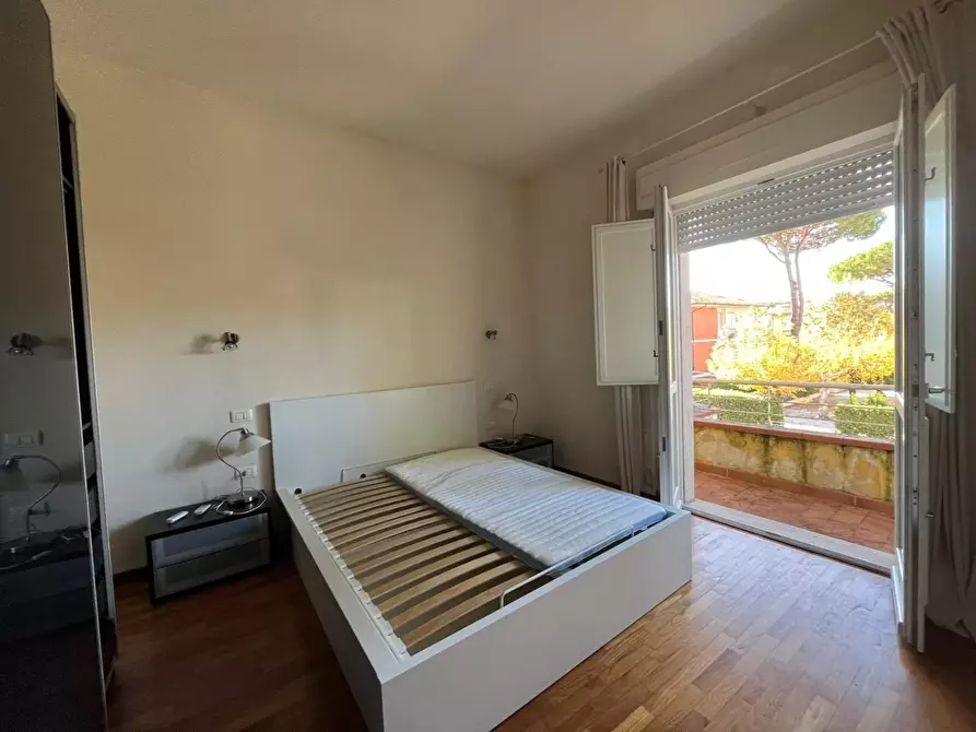 Immagine 55 di Casa trifamiliare in vendita  a Camaiore