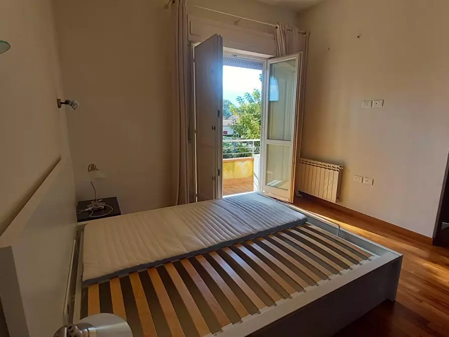 Immagine 48 di Casa trifamiliare in vendita  a Camaiore