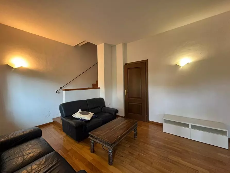 Immagine 20 di Casa trifamiliare in vendita  a Camaiore