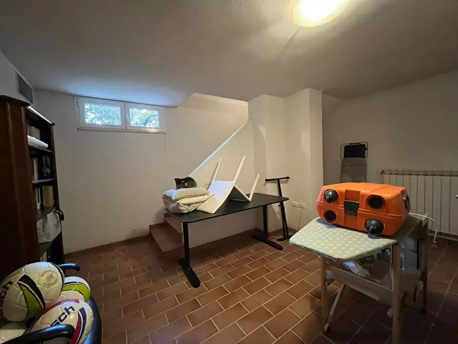 Immagine 67 di Casa trifamiliare in vendita  a Camaiore