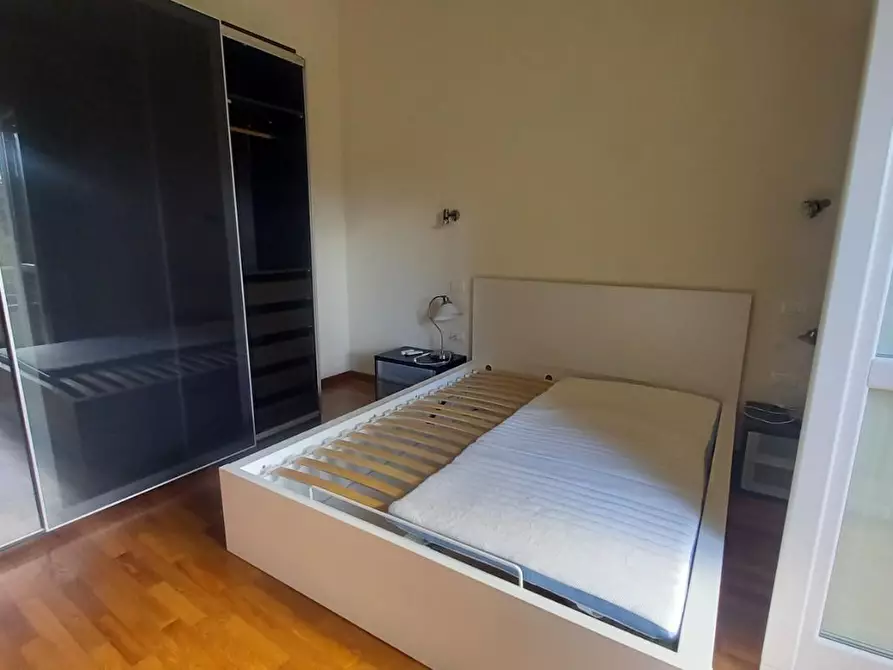 Immagine 49 di Casa trifamiliare in vendita  a Camaiore