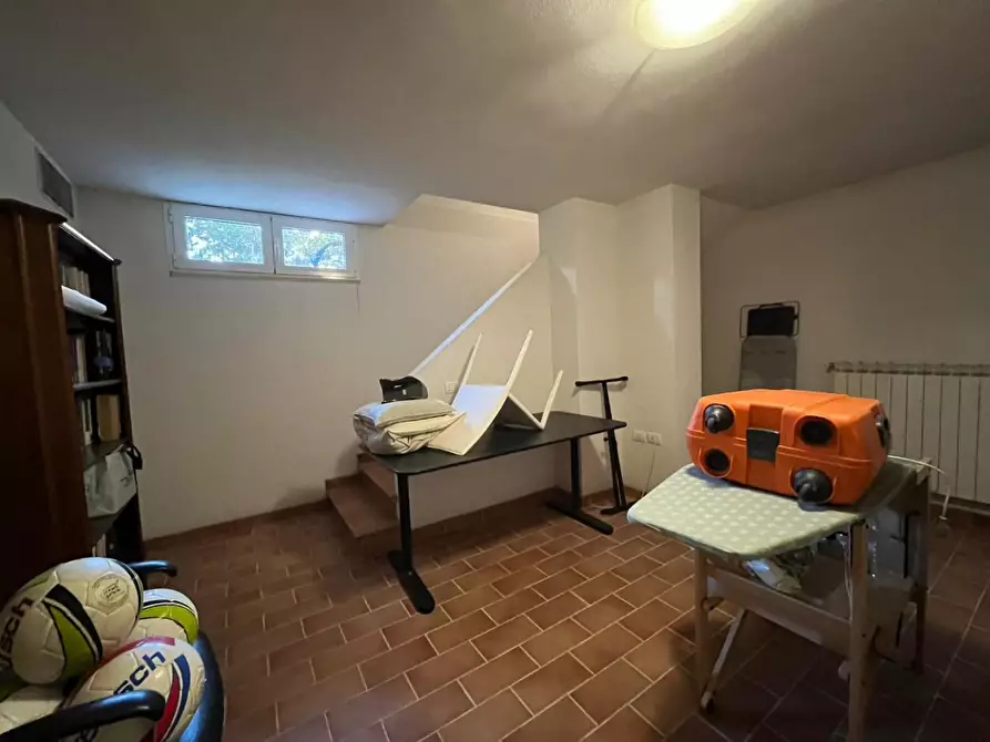 Immagine 72 di Casa trifamiliare in vendita  a Camaiore