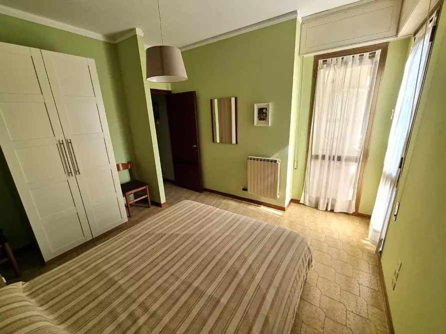 Immagine 5 di Appartamento in vendita  a Viareggio