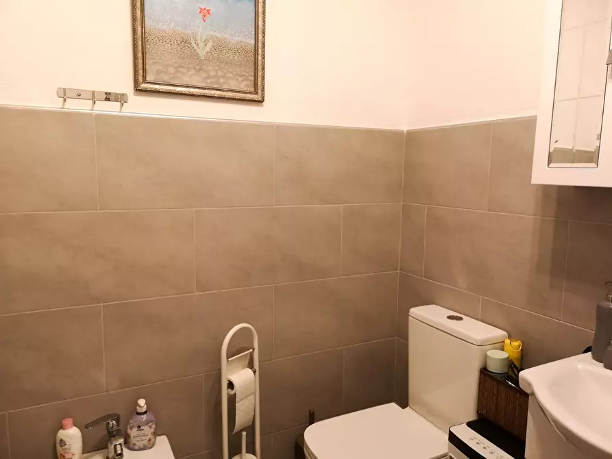 Immagine 23 di Appartamento in vendita  a Massa