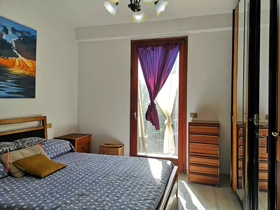 Immagine 15 di Appartamento in vendita  a Massa