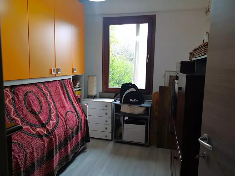 Immagine 18 di Appartamento in vendita  a Massa